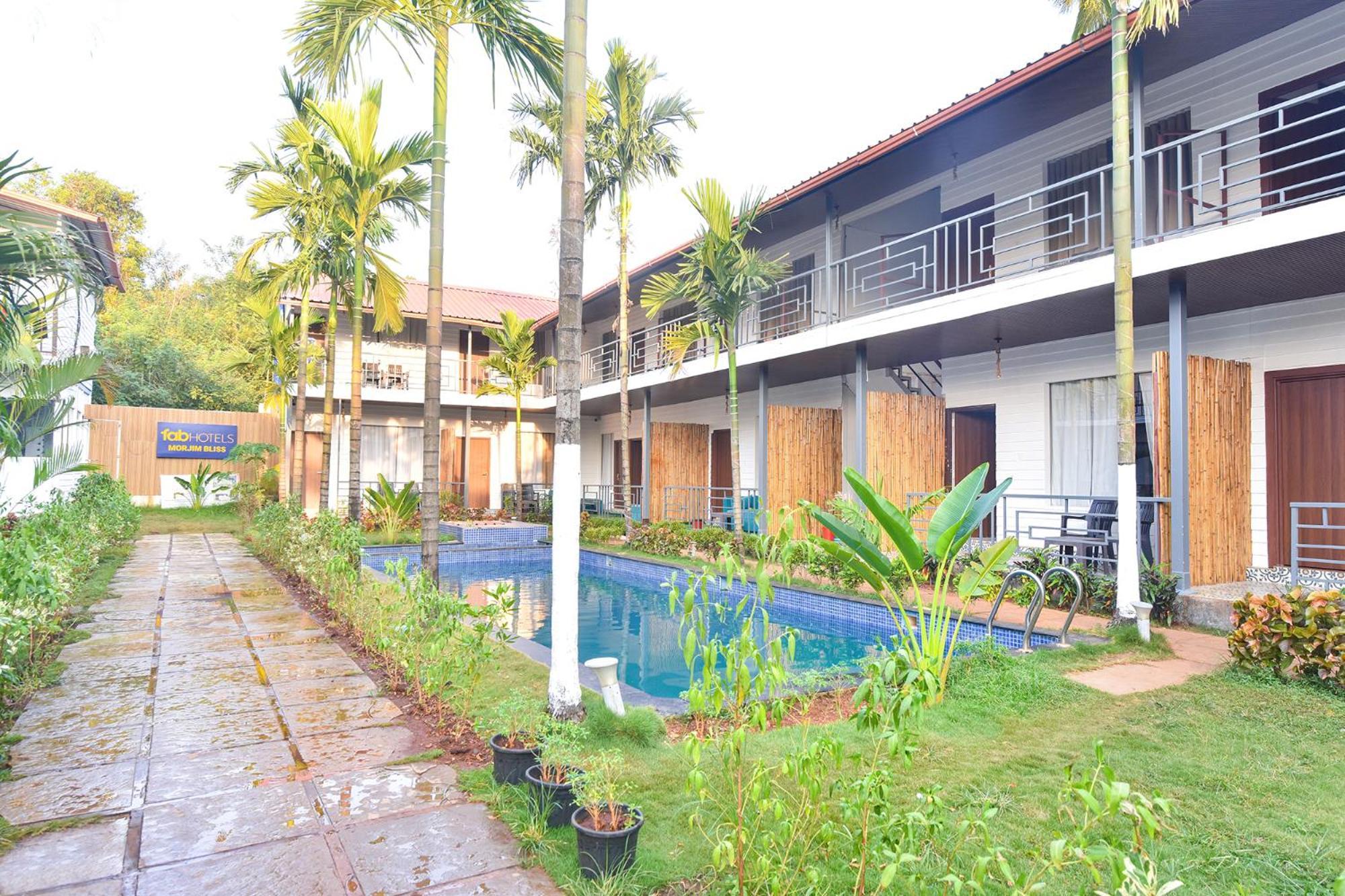 Fabhotel Morjim Bliss - 500M From Morjim Beach Exterior foto
